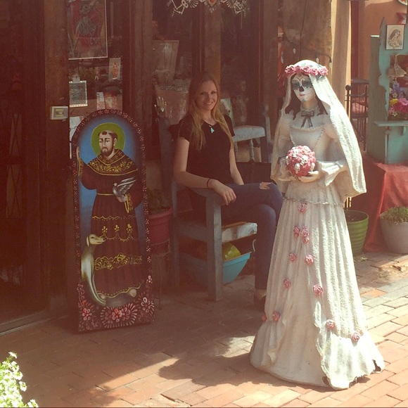 Meet your Posher, Erika - Picture 3 of 6